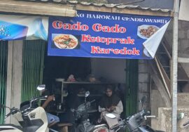GADO-GADO BETAWIE MAK SANI: GURIHNYA PAS, HARGANYA JUARA