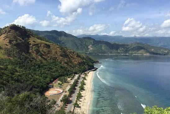 Bentang alam pesisir Manatuto, Timor-Leste