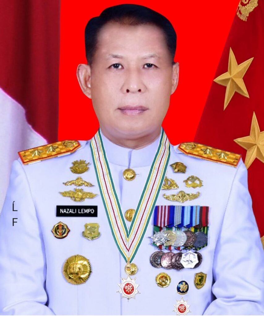 Kisah perjalanan Nazali Lempo, prajurit TNI-AL yang mengabdikan diri bagi negeri hingga meraih gelar Doktor Hukum.