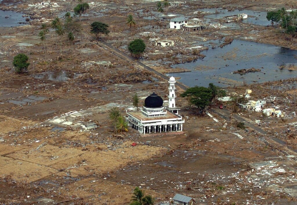 Tsunami Aceh 2004 dan Jalan Menuju Perdamaian